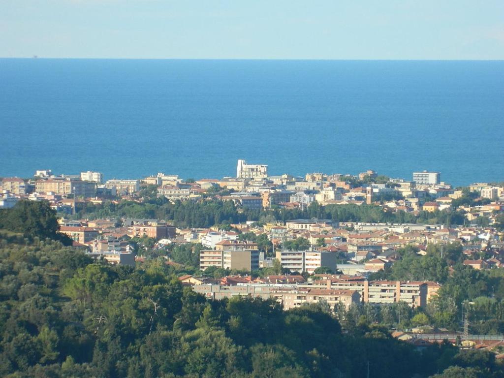 Angelo Custode Bed & Breakfast Pesaro Exterior photo